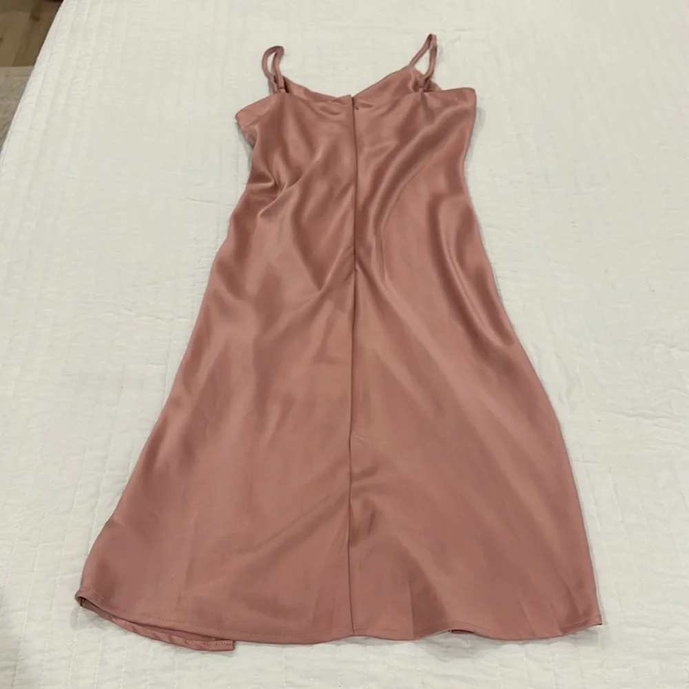 Blush Colored Silk Midi Dress With Knott Detail on the Side! Tiny stain!🩷 - Picture 2 of 3